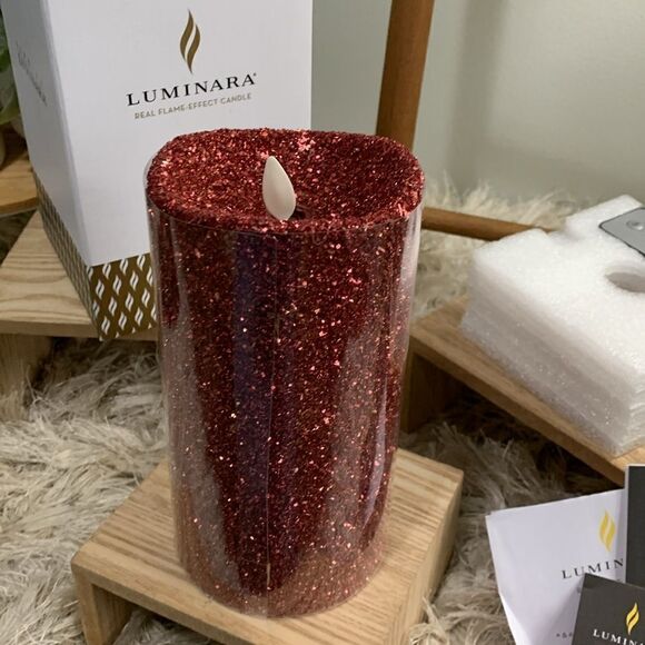Luminara Red Glitter 7” Red Pillar Flameless Indoor Candle With Remote - Picture 6 of 17